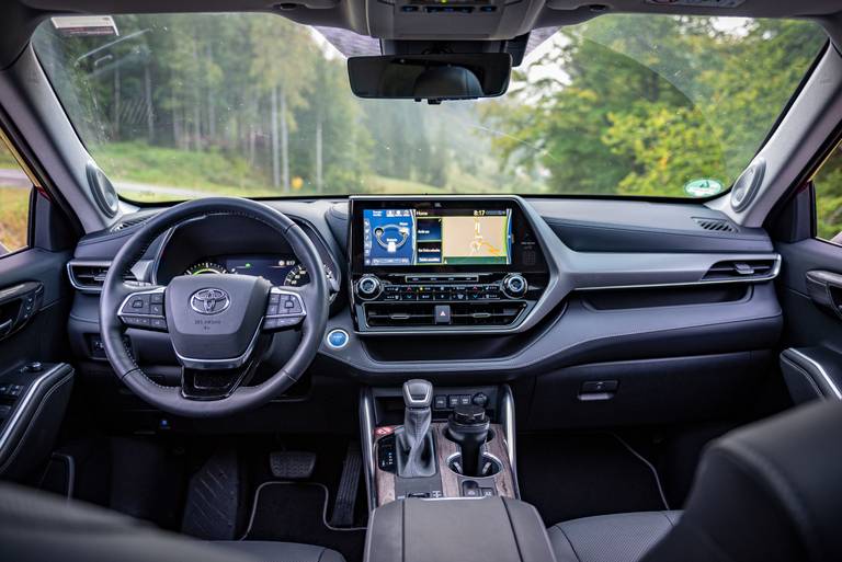 Toyota-Highlander-Hybrid-Interieur