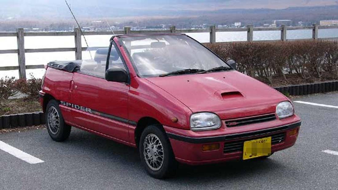 daihatsu-leeza-spider-m-03