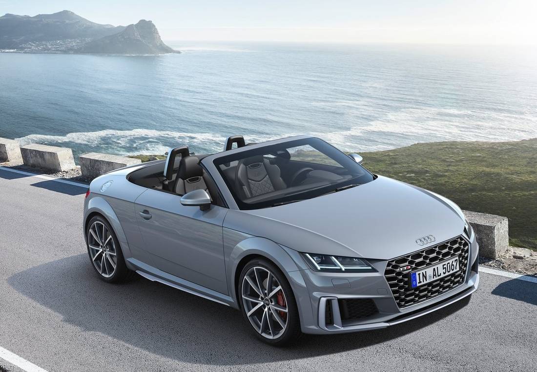 audi-tt-roadster-overview