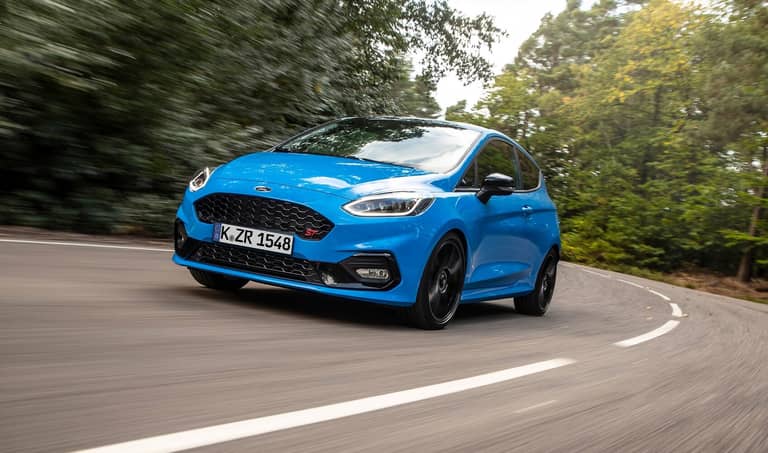  Dürfen wir vorstellen: Der Ford Fiesta ST ist ein Kleinwagen, der in der aktuellen Baureihe keine PS einbüßen muss.