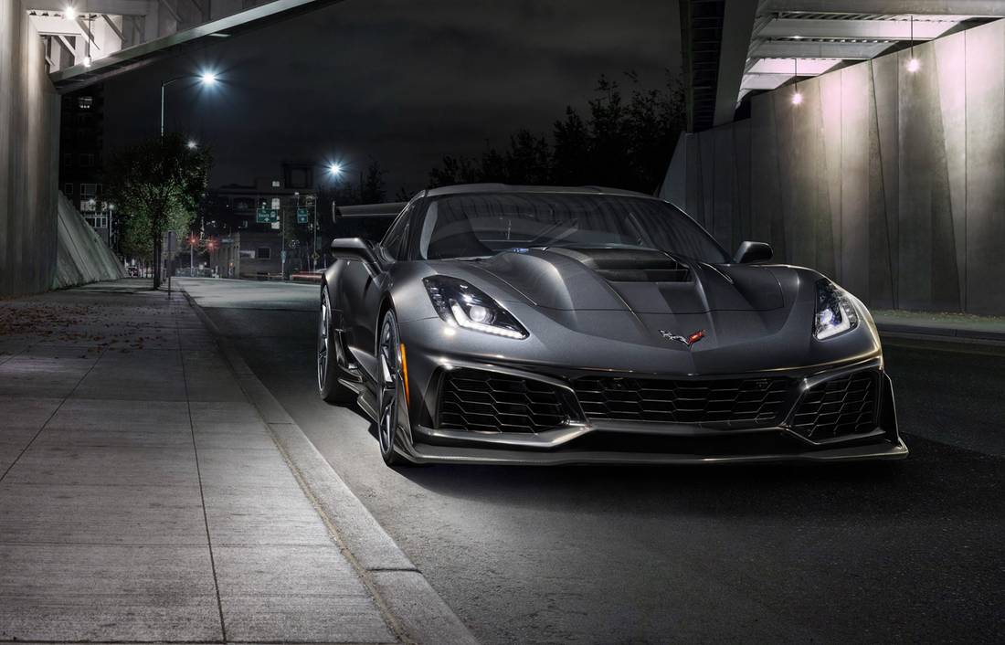 corvette-zr1-front