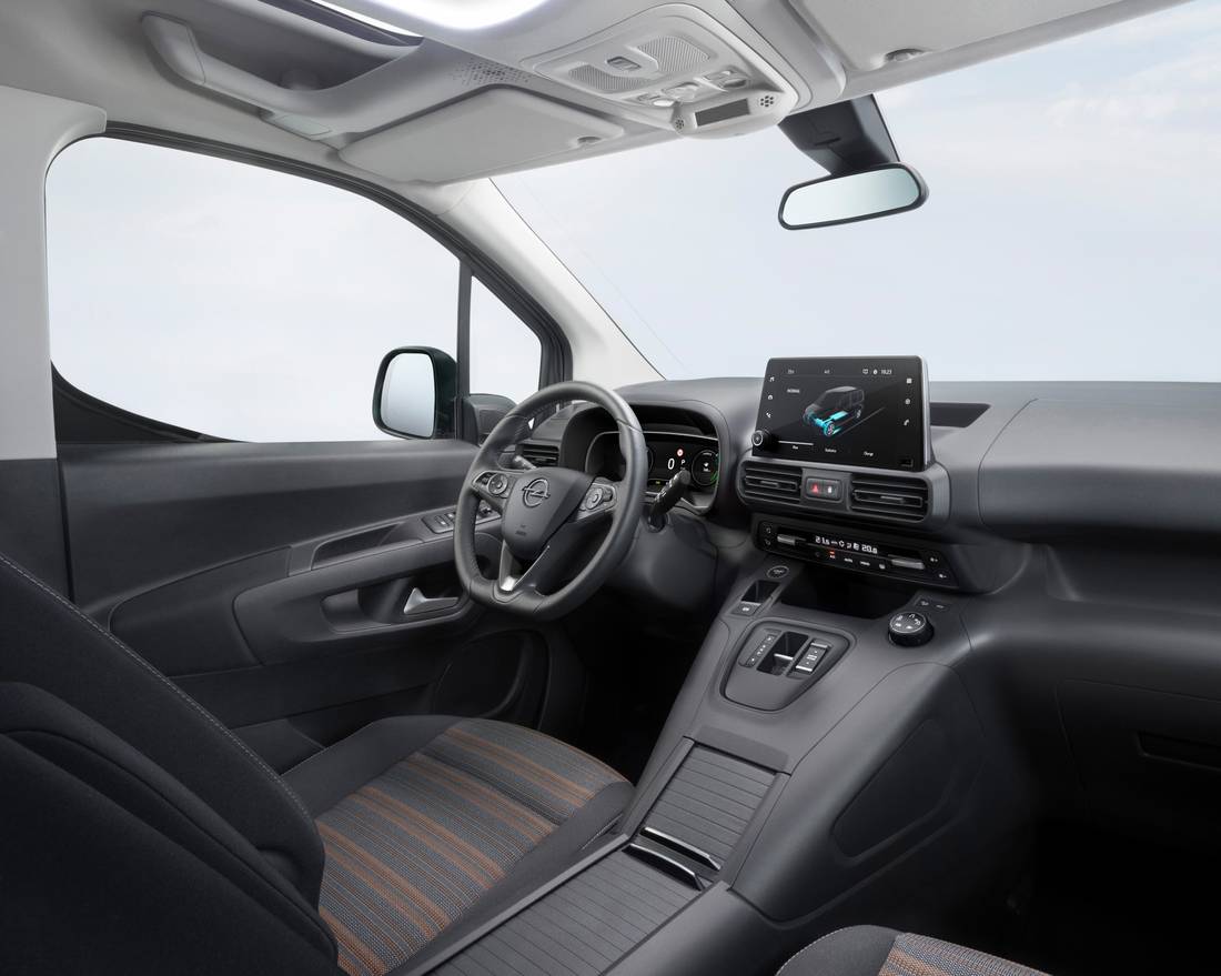 Opel Combo e-Life Interieur