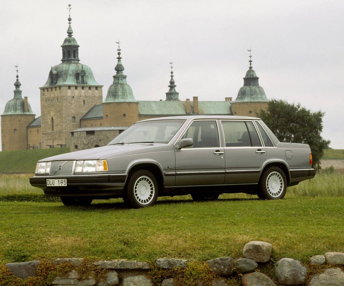 volvo-760-side