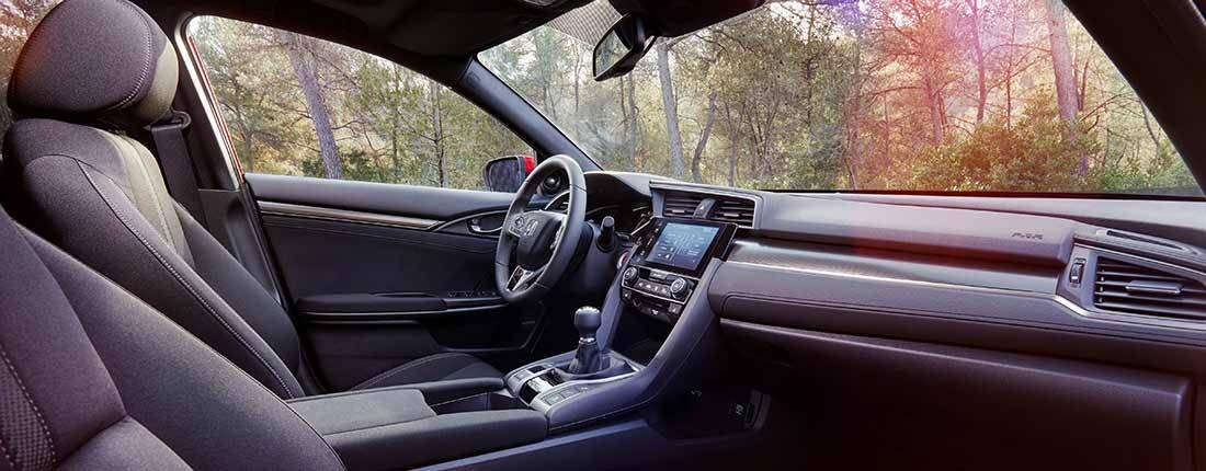 honda-civic-tourer-interior