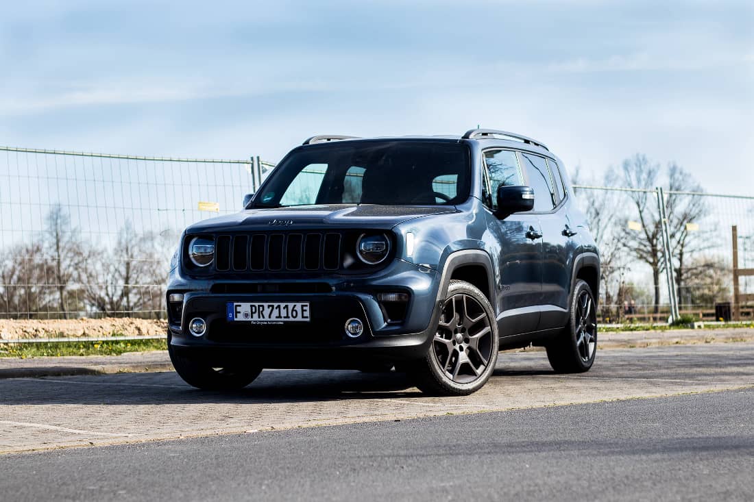 Jeep Renegade PHEV Front 1