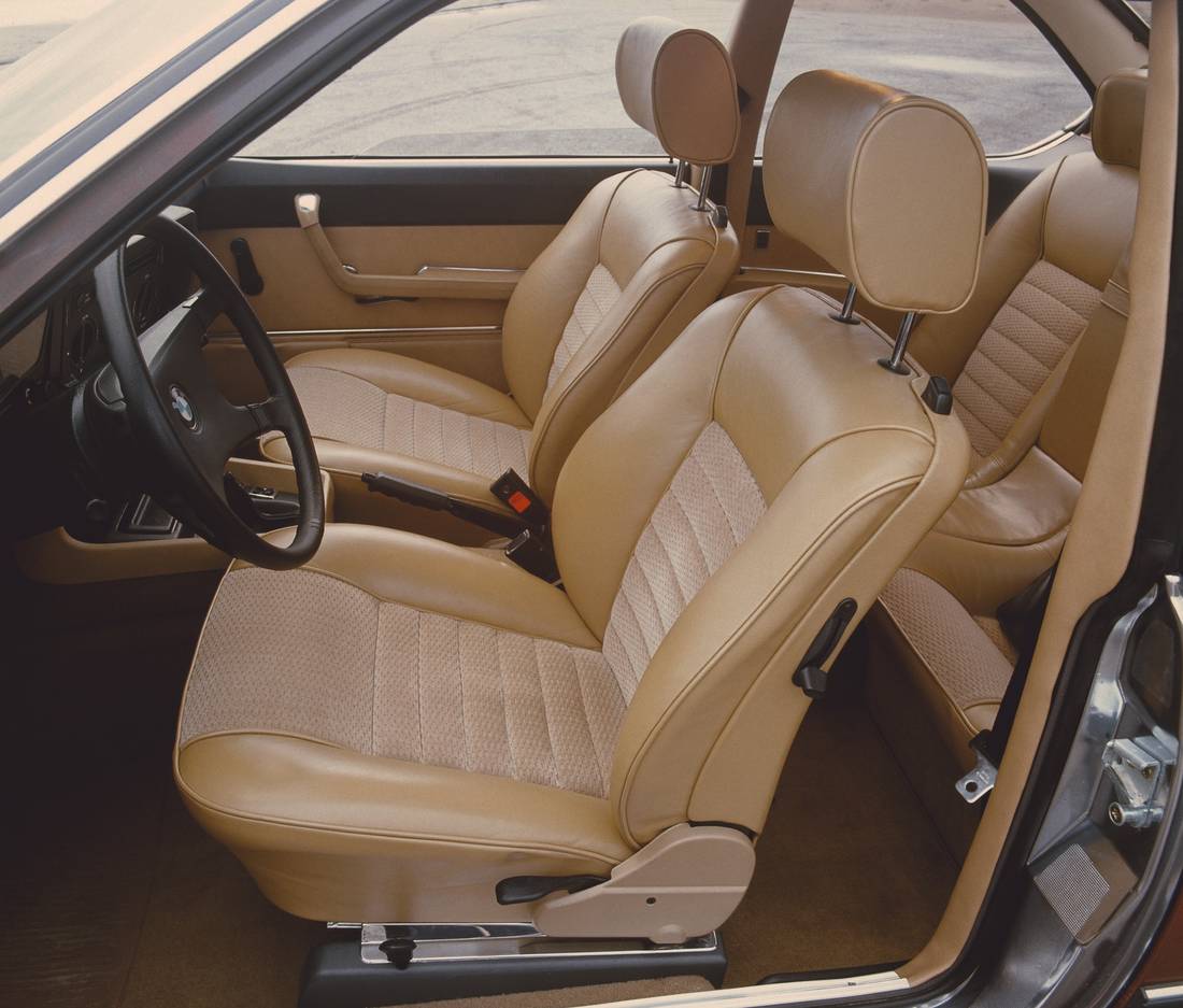 bmw-e24-seats