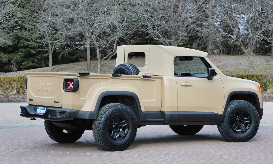 jeep-comanche-back