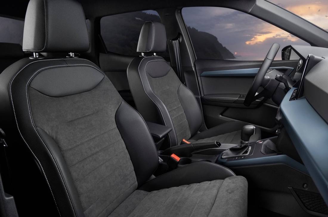 Seat-Arona-2022 interior
