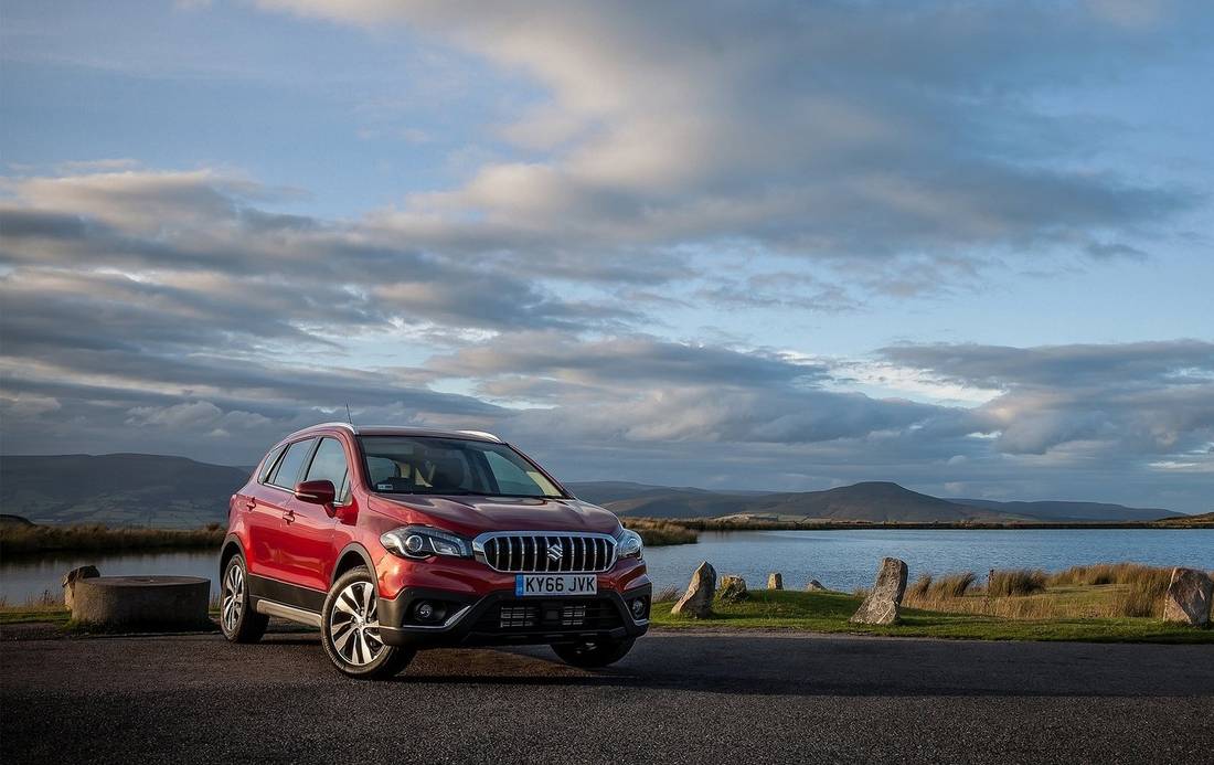 suzuki-sx4-s-cross-front