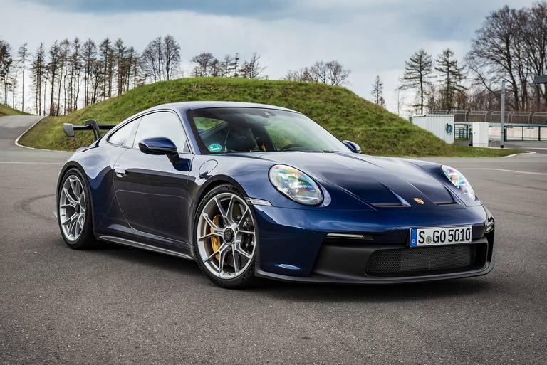 Porsche-911-992-GT3-Front-Side