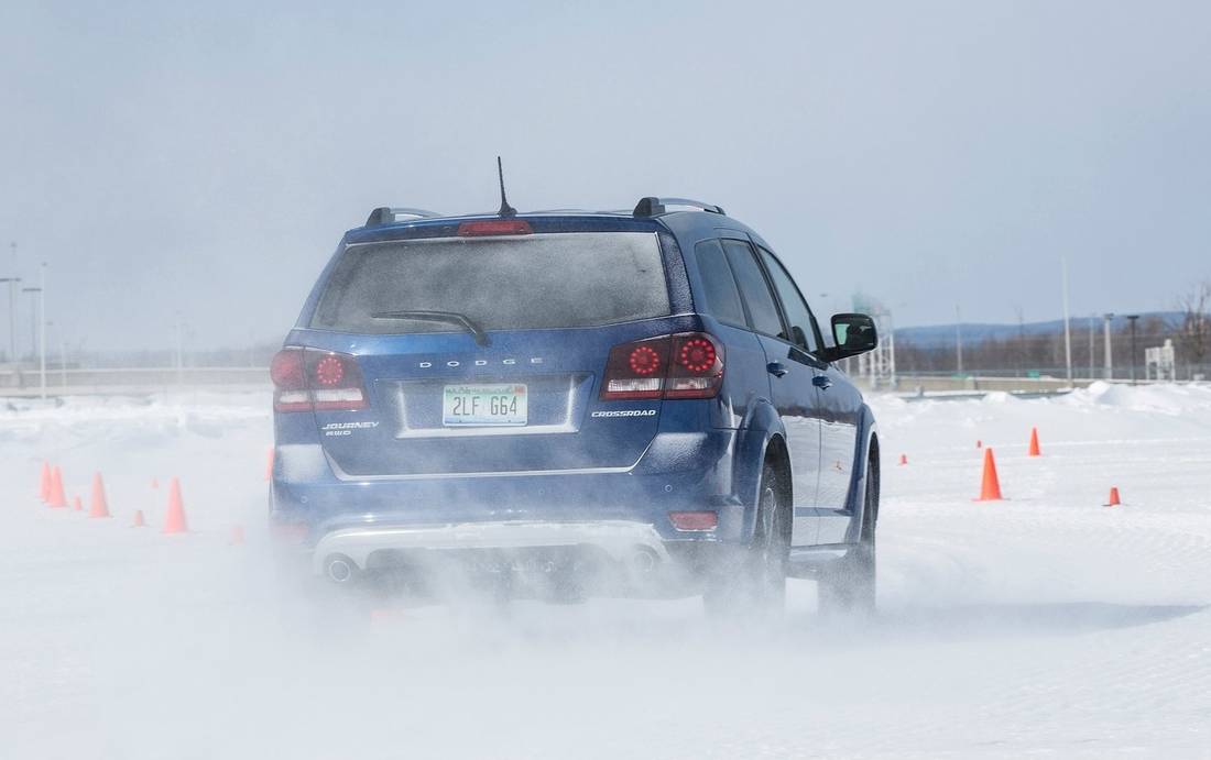 dodge-journey-back