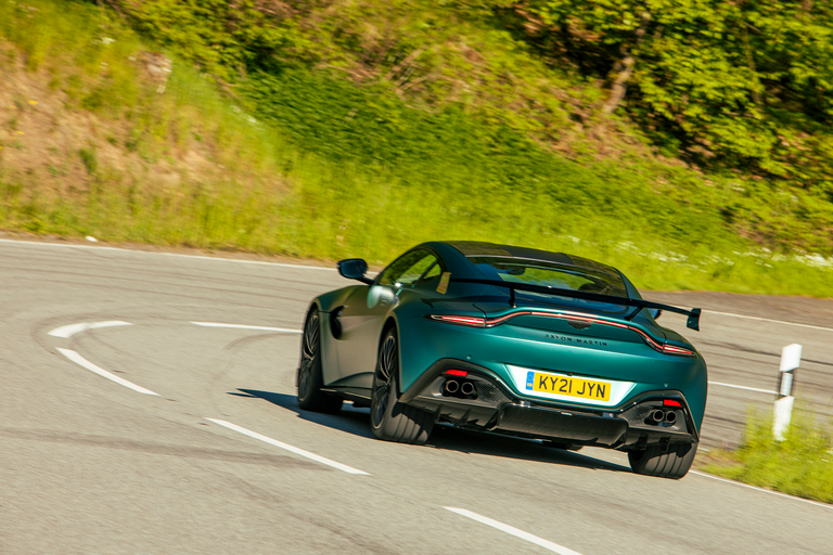 Aston-Martin-Vantage-F1-Rear-Dynamic