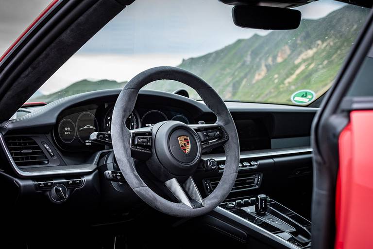 911-Carrera-Interior