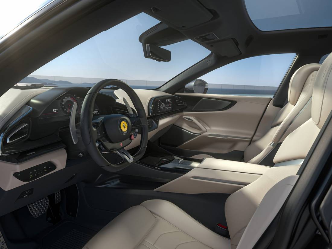 ferrari-purosangue-2022-4