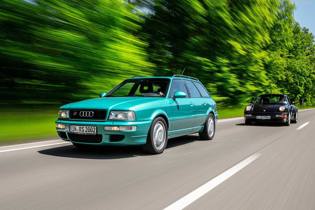 Oldtimer - Kategorie: AUDI - Bild: Audi Q7 mit Kennzeichenhalter