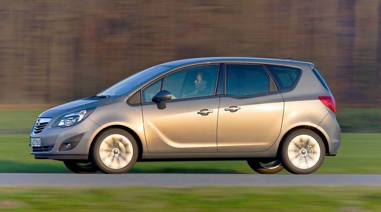  Kleiner Opel-Van mit Platz für bis zu fünf Insassen - oder aber 1500 Liter Fassungsvermögen: der Meriva B.