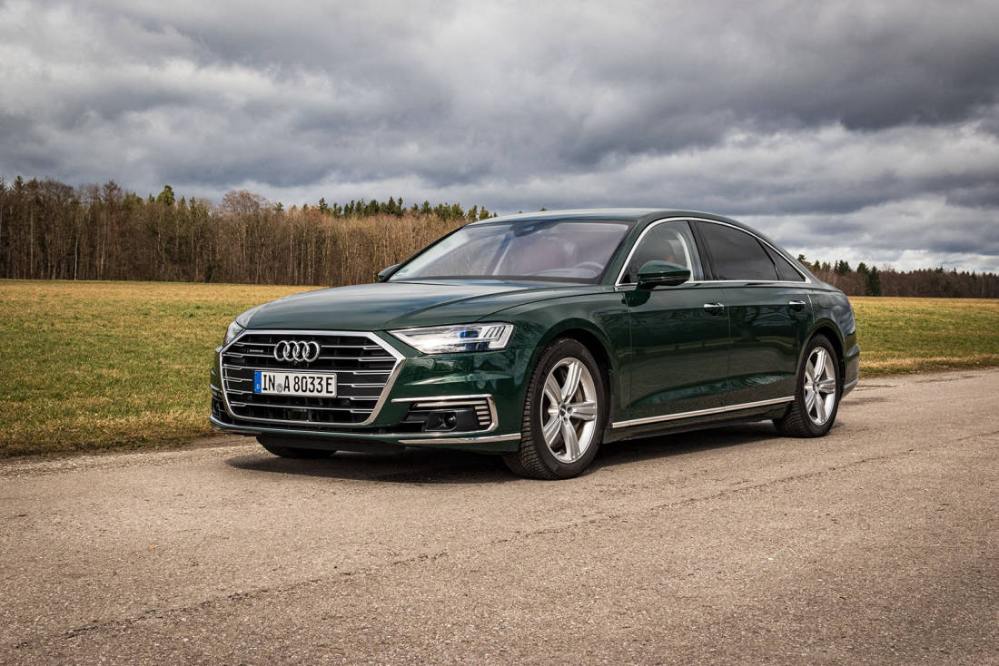 Audi-A8-60TFSIe-2020-Hero