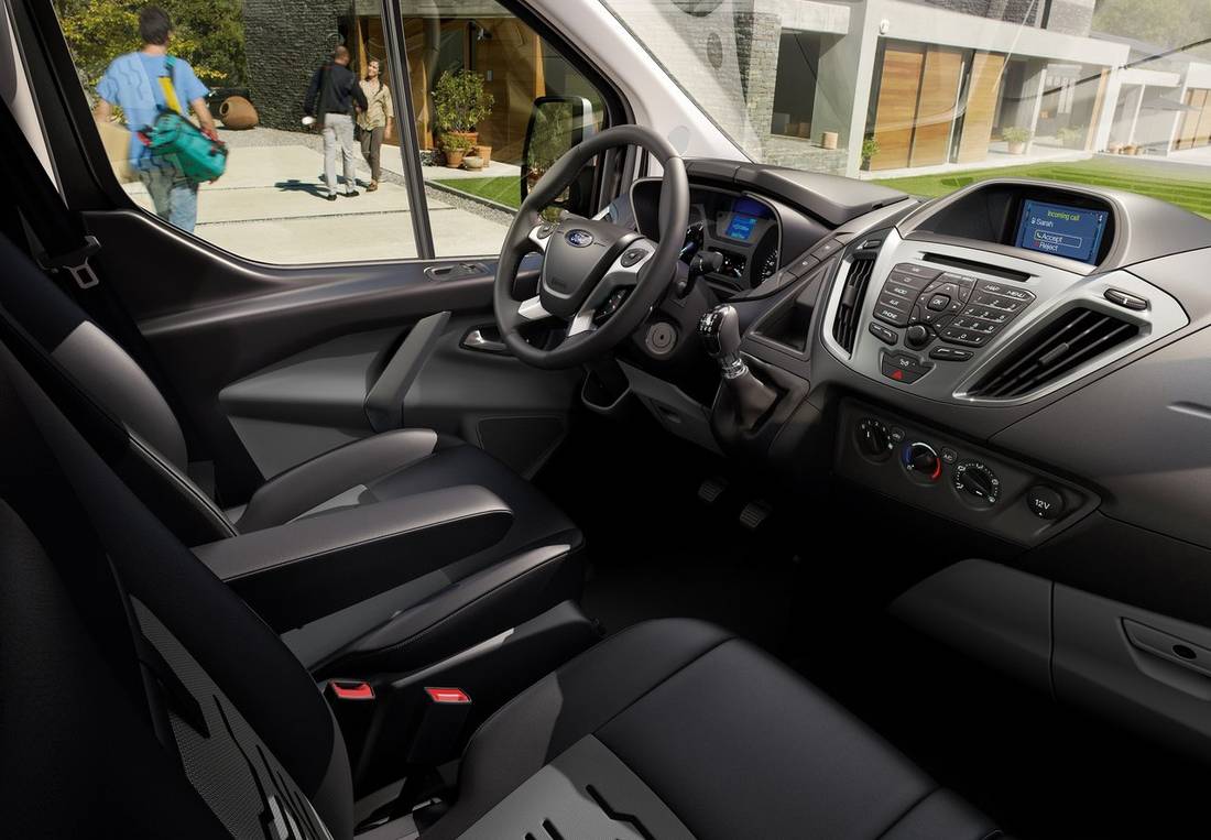 Ford-Transit-Custom-interior