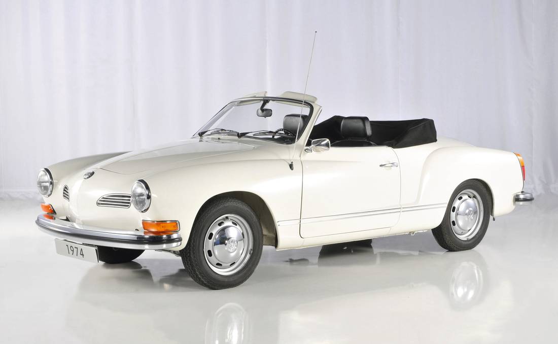 volkswagen-karmann-ghia-side