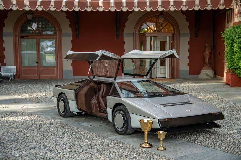  Publikumsliebling war 2022 kein Vorkriegsfahrzeug, sondern der Aston Martin Bulldog aus dem Jahre 1980. Design und Konstruktionsweise sind bis heute einmalig.