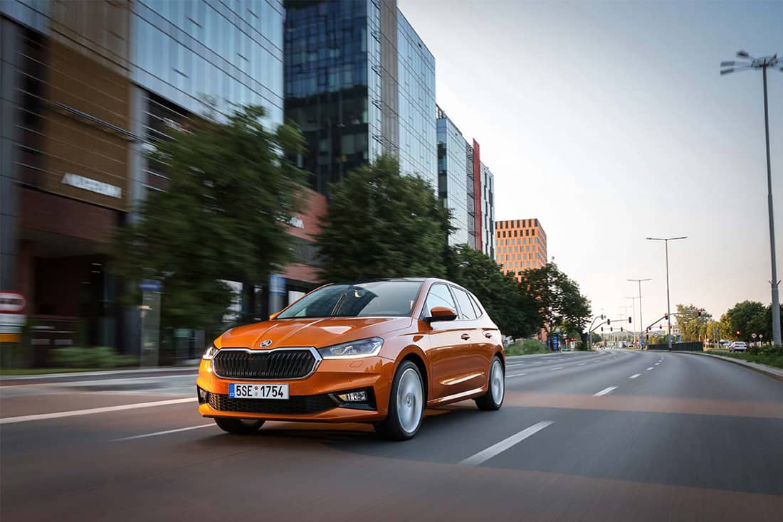 AS24 Skoda Fabia 2021 rijdend voor