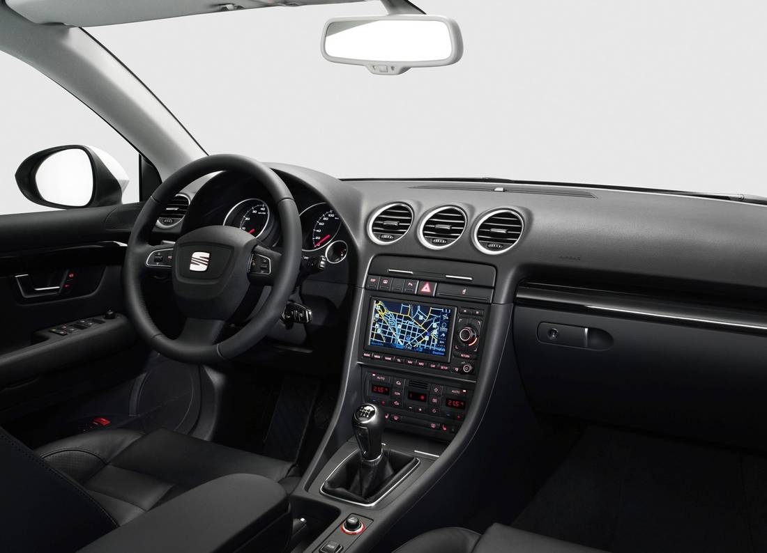 seat-exeo-st-interior