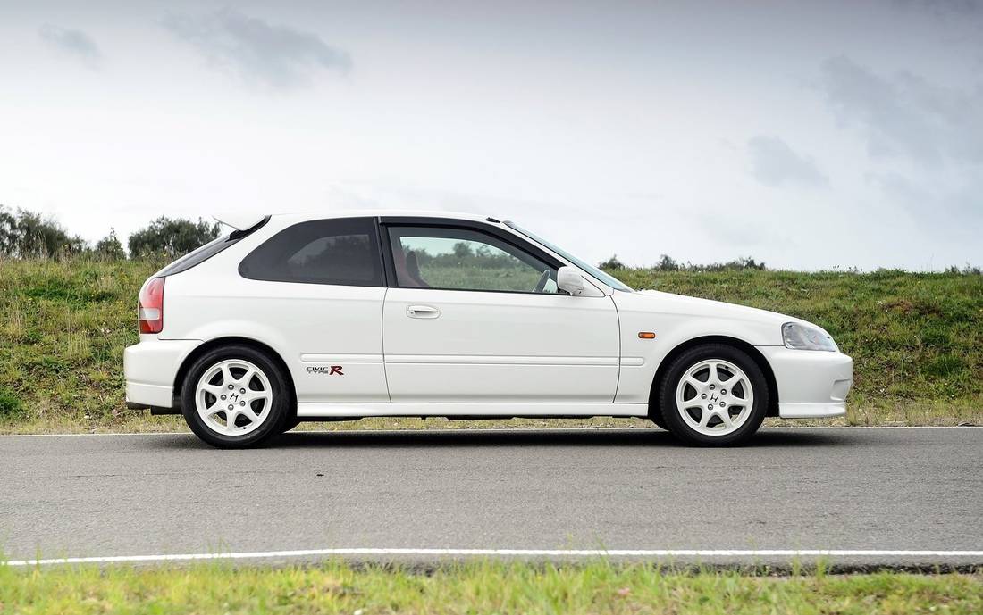 honda-civic-ej9-side