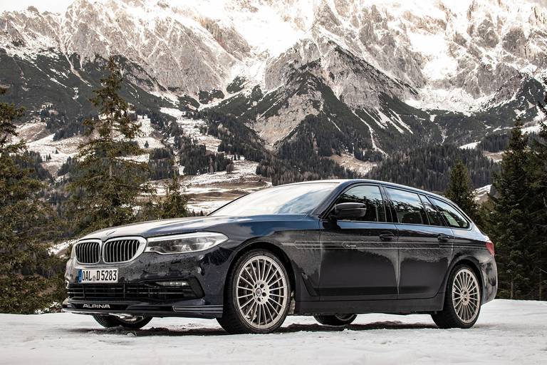 Alpina-D5S-Touring-Front-Side-Snow
