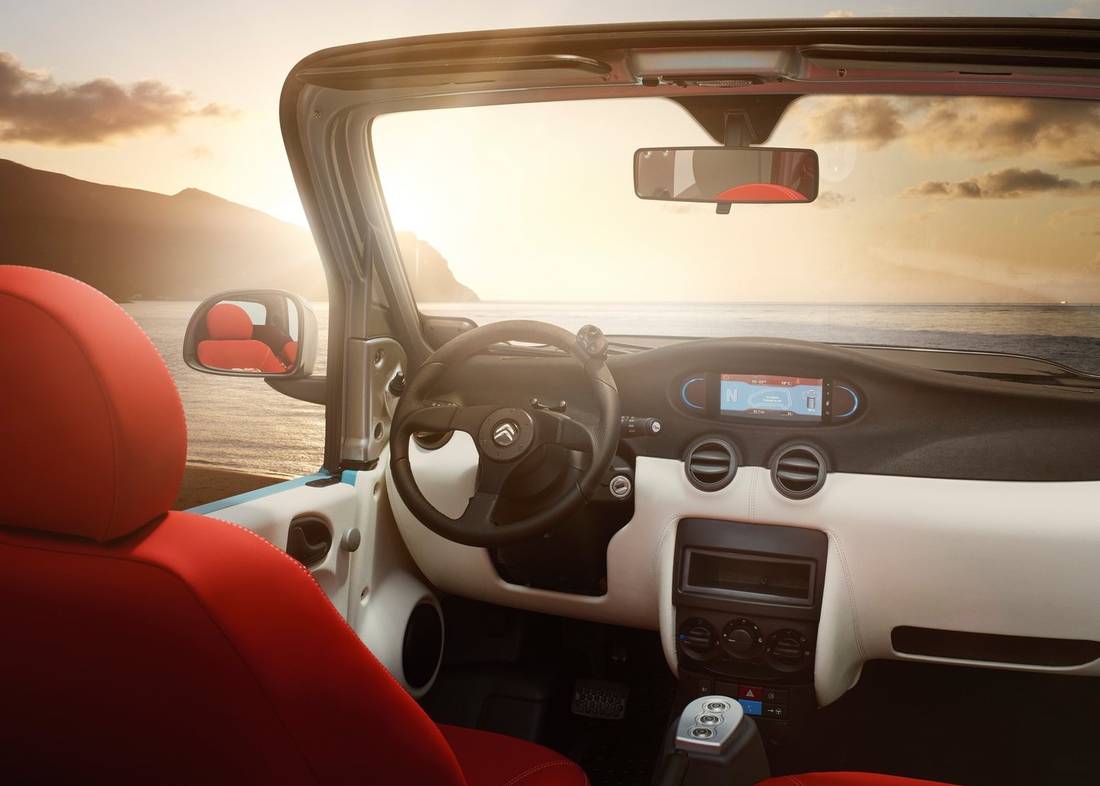 Citroen-Mehari-Interior