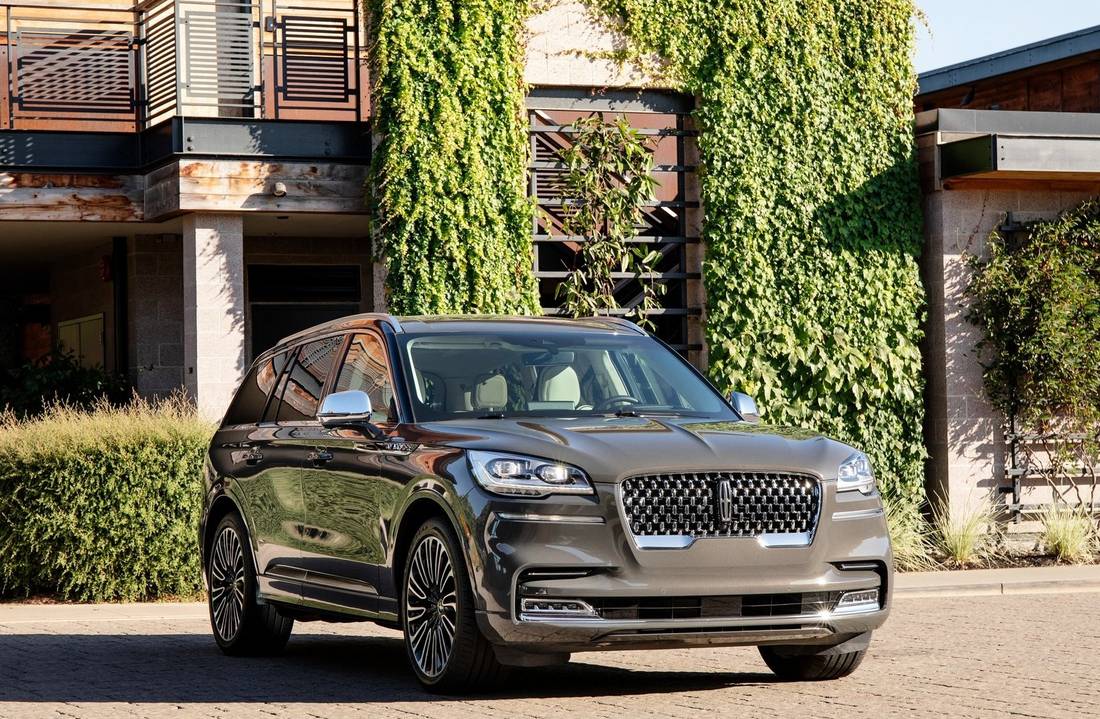 lincoln-aviator-front