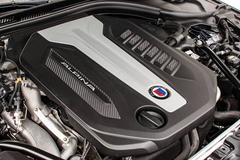 Alpina-D5S-Touring-Engine