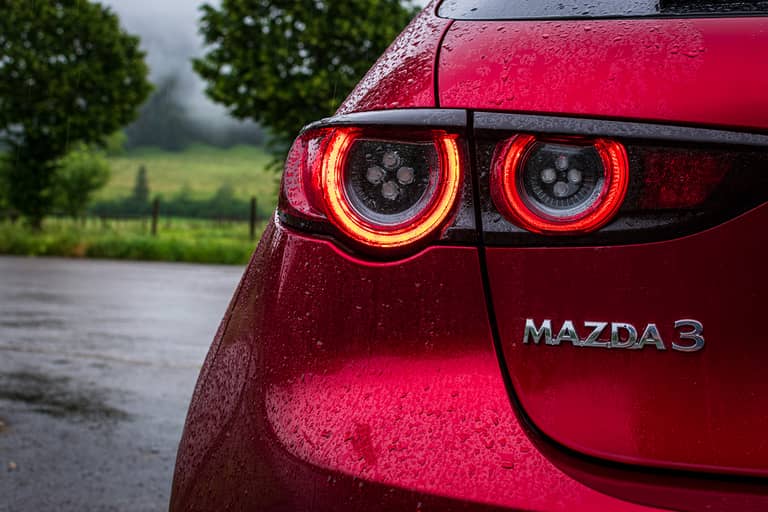Mazda3-Skyactiv-D-1.8-2020-Taillights