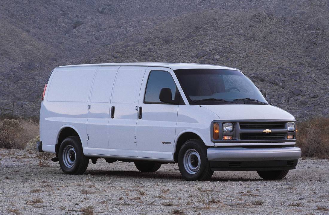 chevrolet-van-side