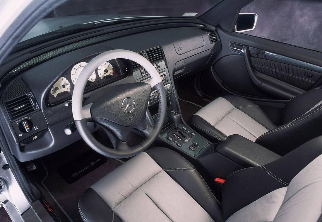 mercedes-benz-w202-c-klasse-interior