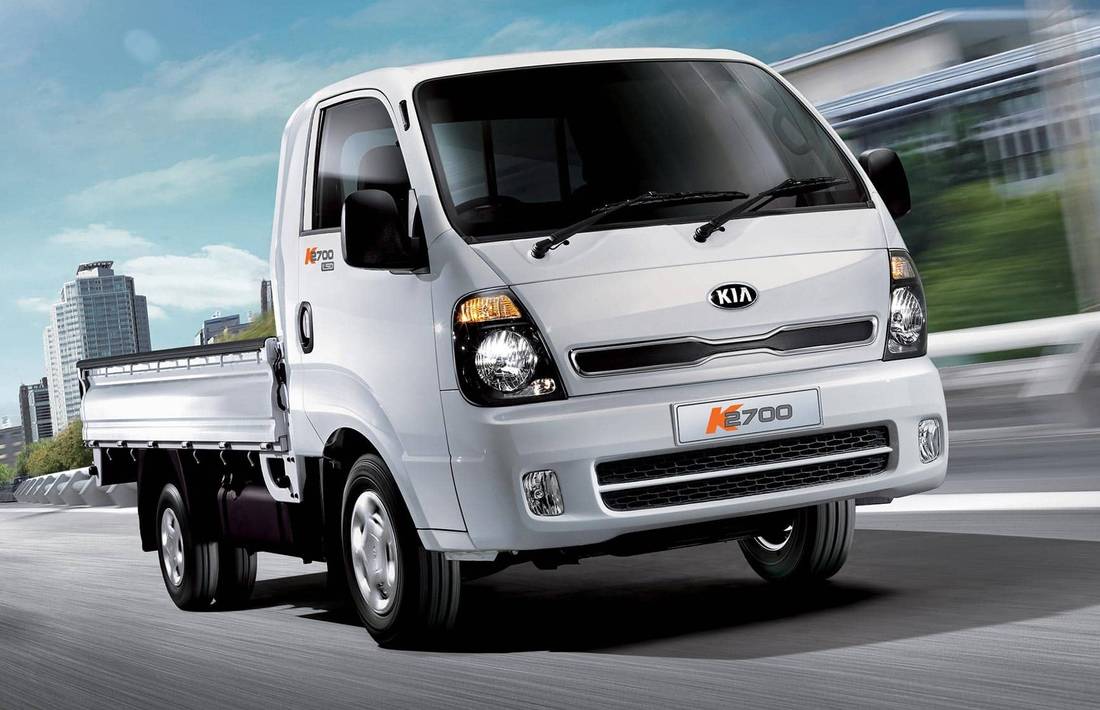 kia-k2700-side