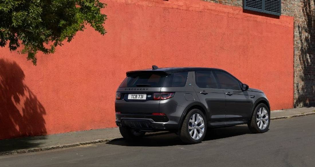 land-rover-discovery-sport-back