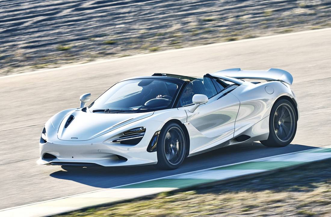 mclaren-750s-spider-frontansicht-weiss