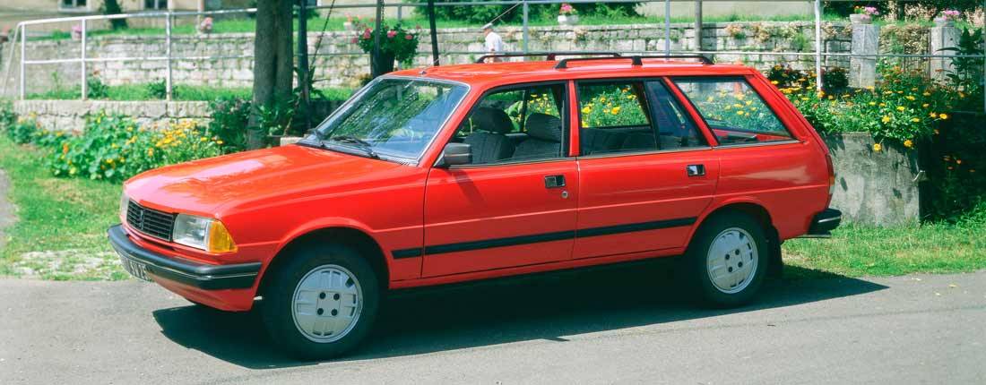 Peugeot 305