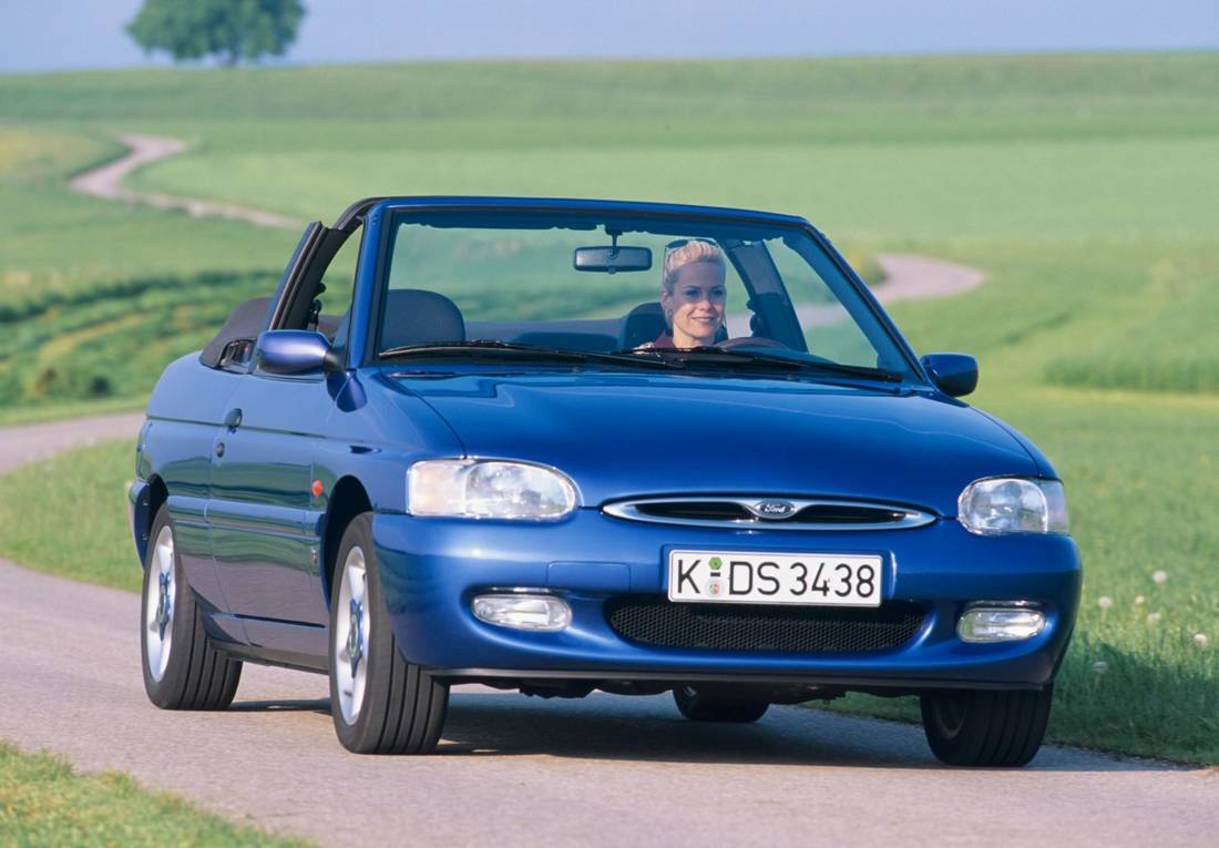 ford-escort-cabrio-front