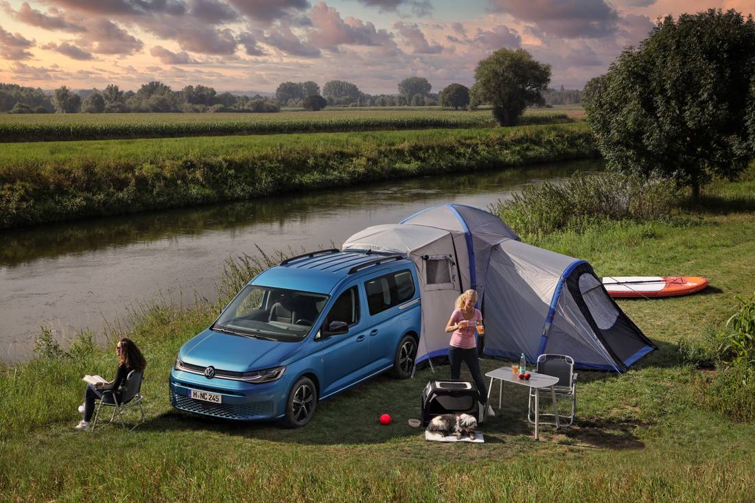 VW Caddy California tent