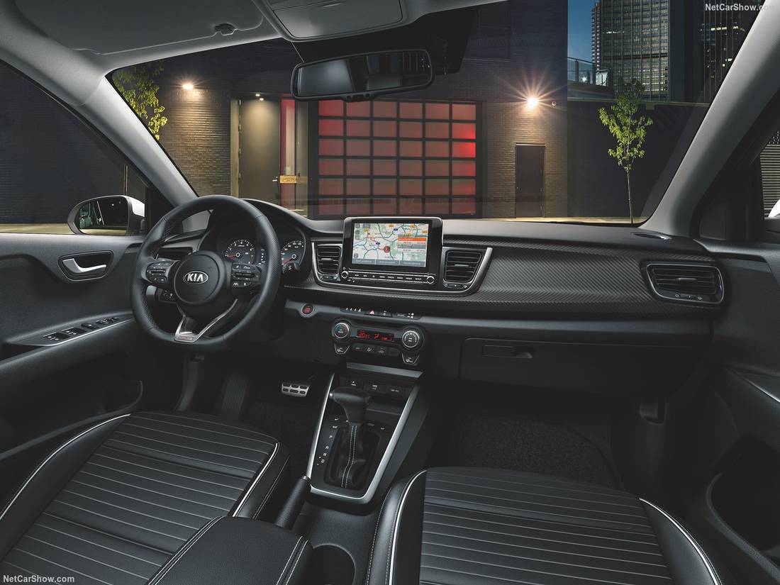 kia-rio-interieur