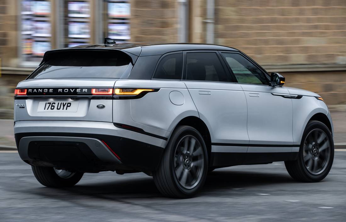 land-rover-range-rover-velar-back