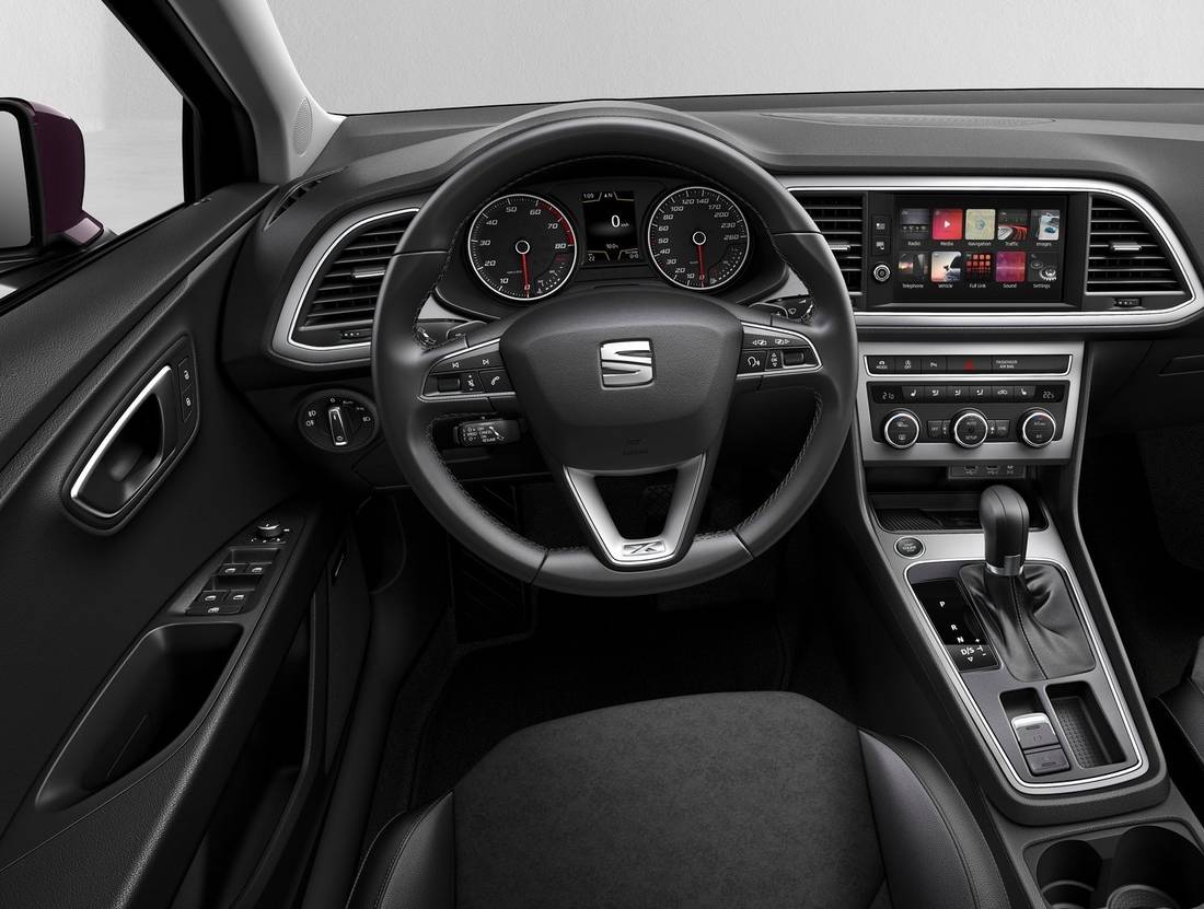 seat-leon-st-interior