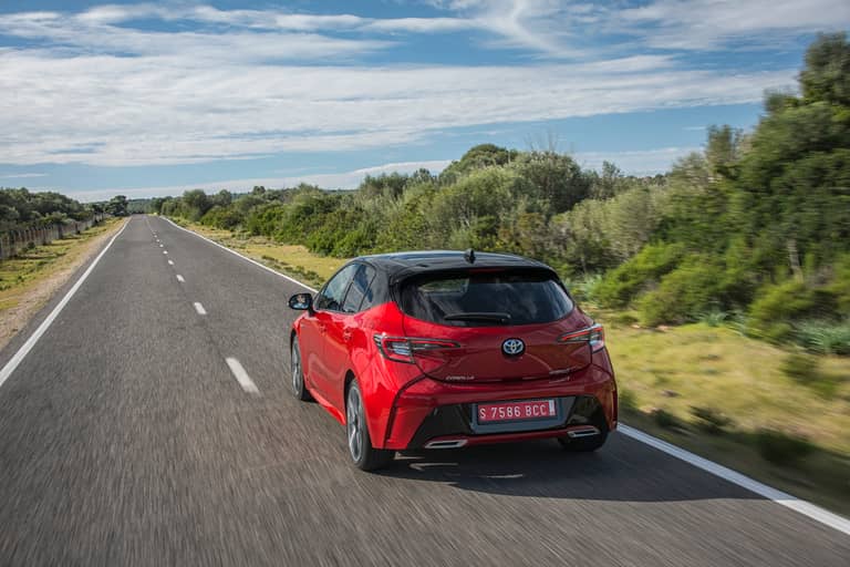 Corolla HB 2.0L Red Bitone 2019 014