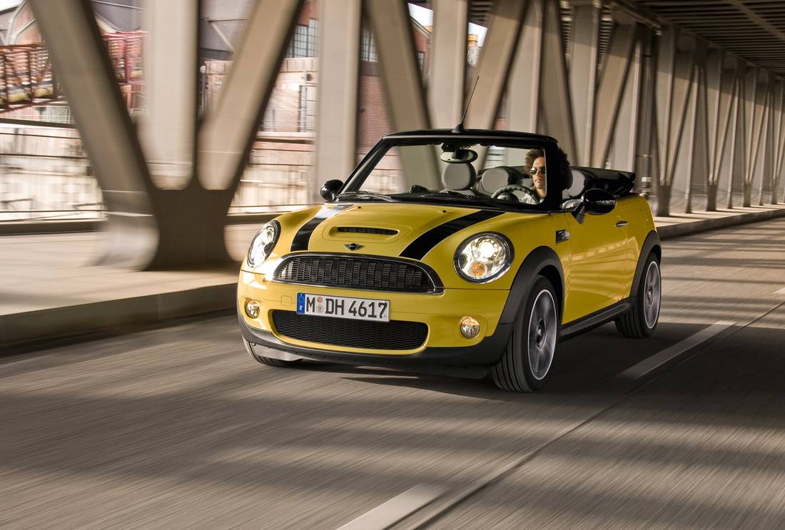 mini-cooper-s-cabrio-front