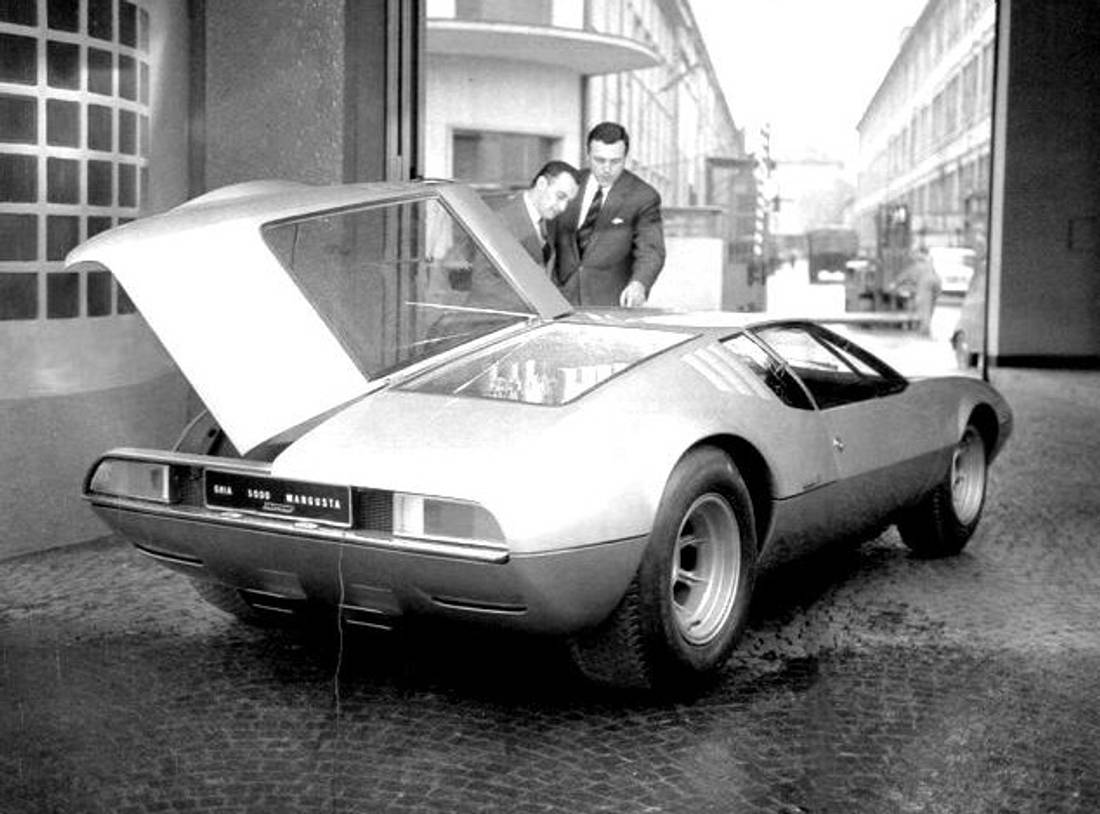 de-tomaso-mangusta-back