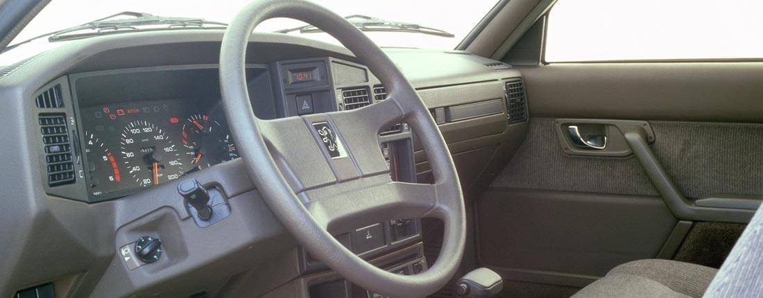 peugeot-505-interior