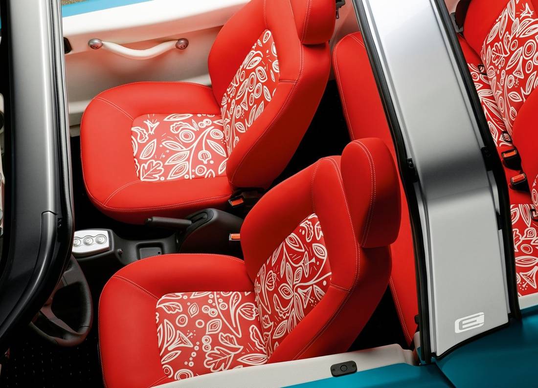 Citroen-Mehari-Seating