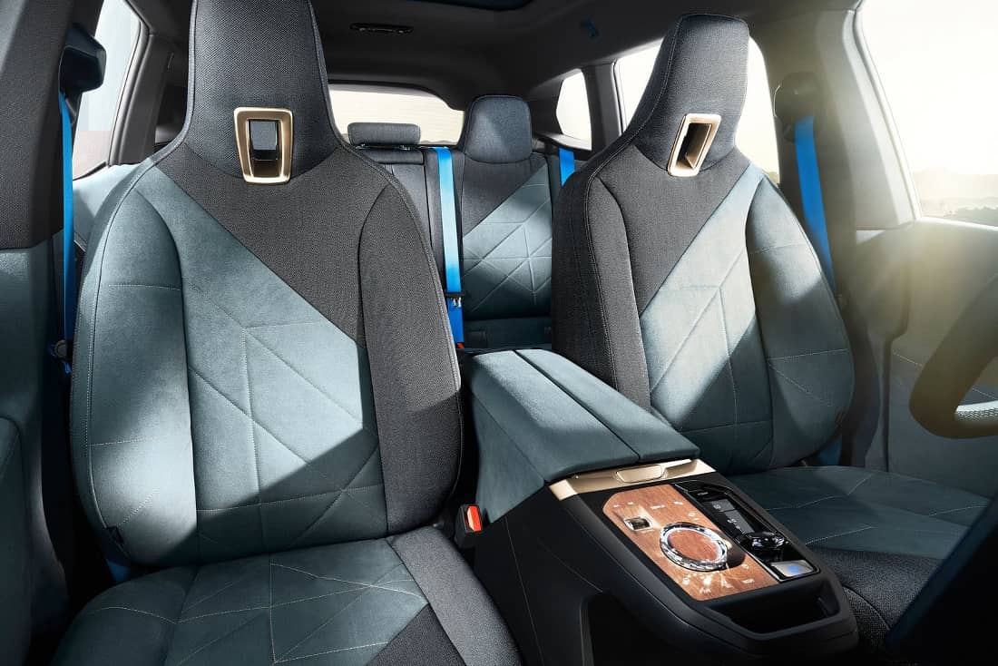 BMW-iX-2021-Seats
