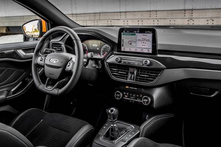 Ford-Focus-ST-Interior